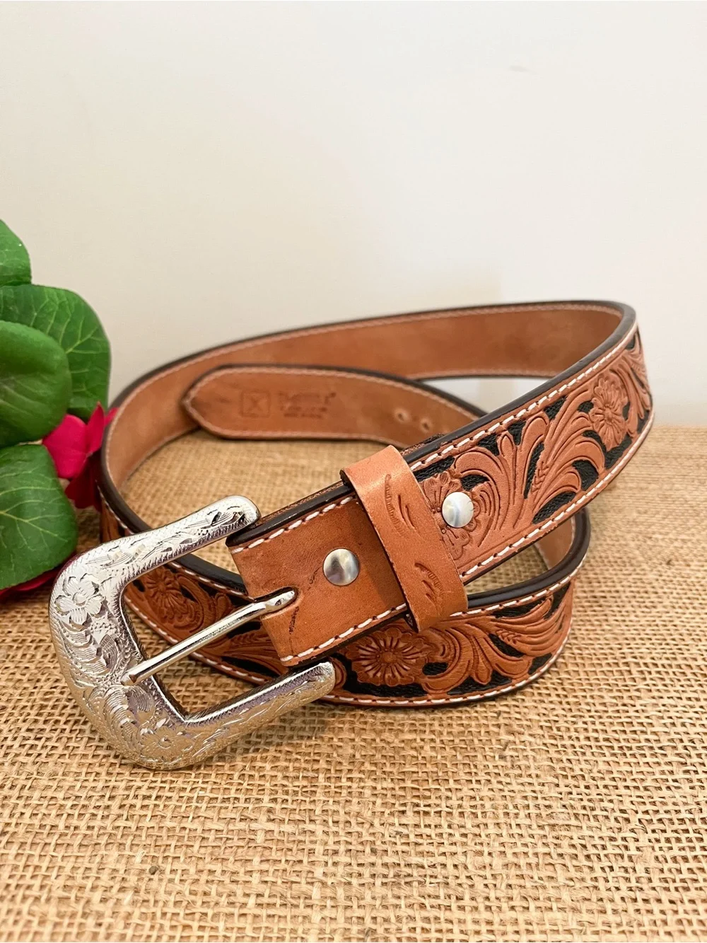 Twisted X Men’s Hand-Tooled Western Leather Belt with Silver Buckle Size 36